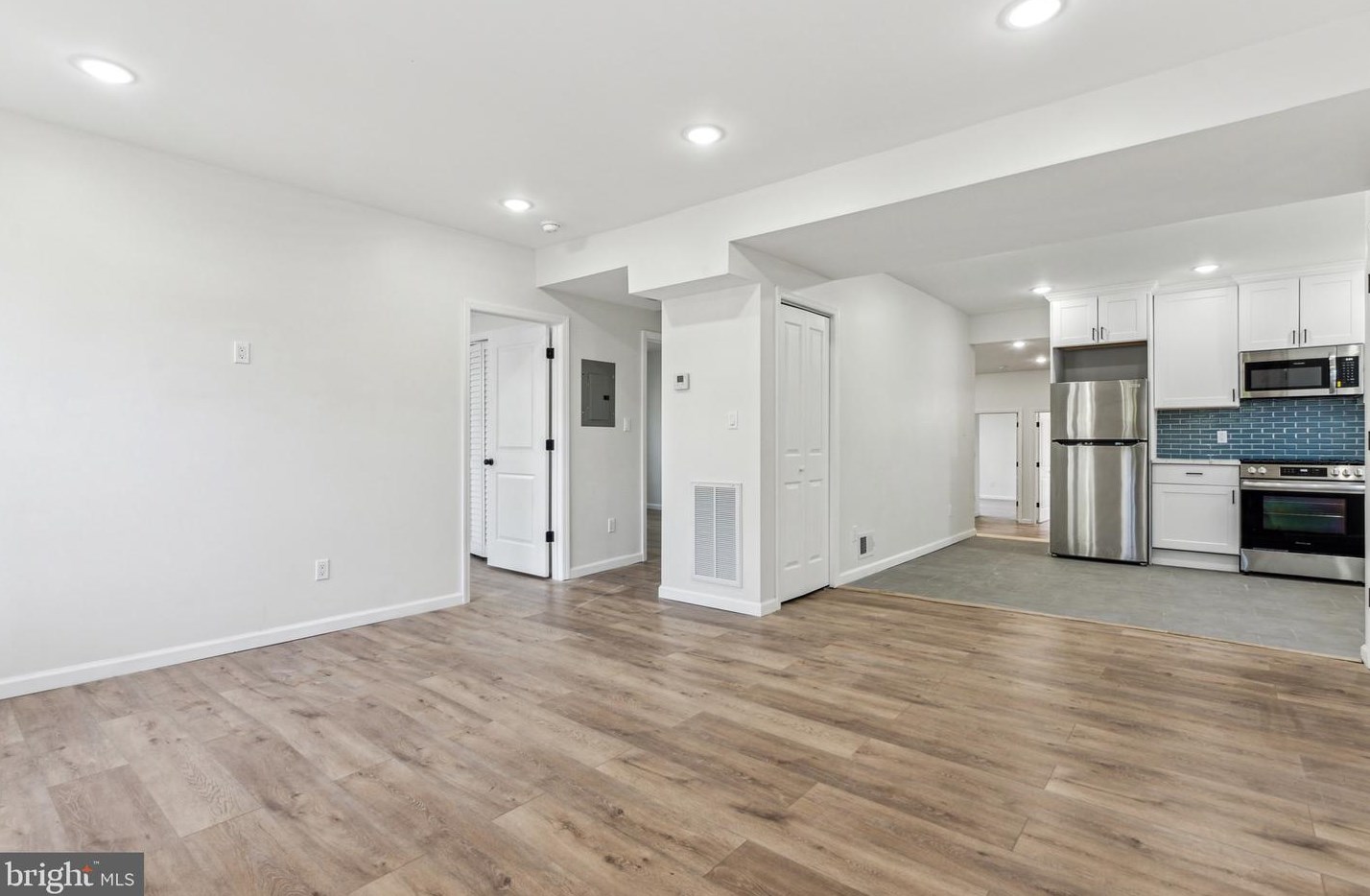 520 2nd St, Millville, NJ 08332-3004