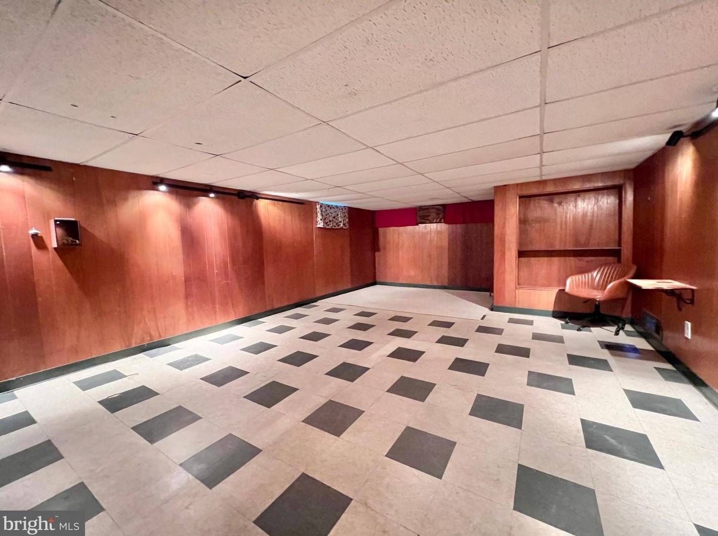 2113 Newcombtown Rd, Millville NJ  08332-1829 exterior