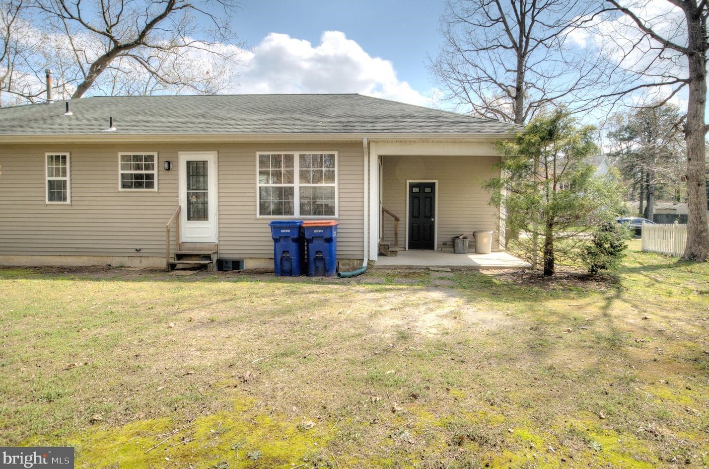 7 Emily Dr, Millville NJ  08332-5134 exterior