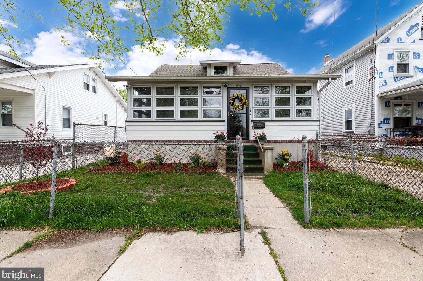 226 Plum St, Vineland, NJ 08360-3628