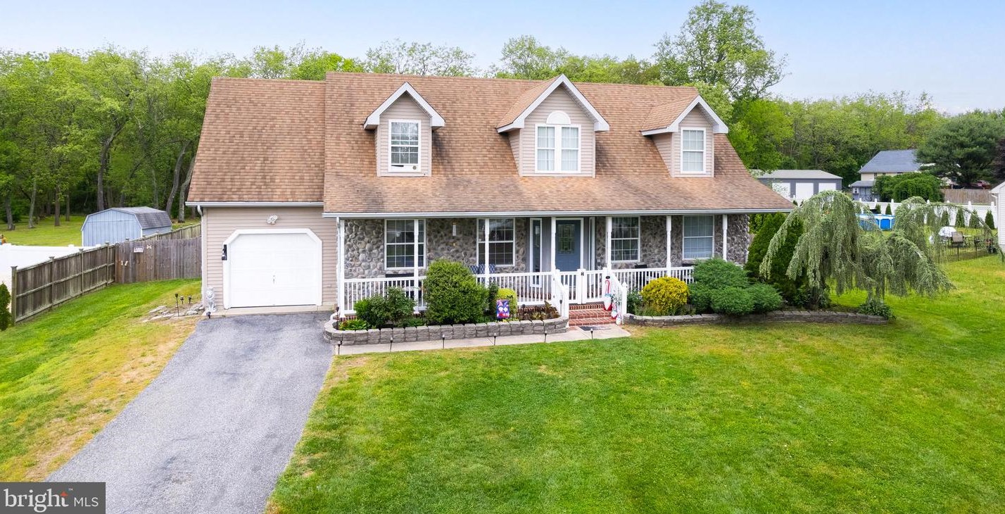 3390 Wilderness Dr, Vineland, NJ 08361