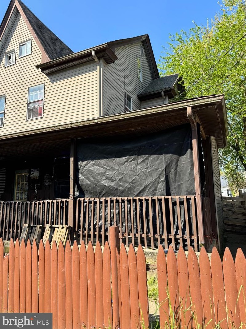 324 3rd St, Millville, NJ 08332-5306