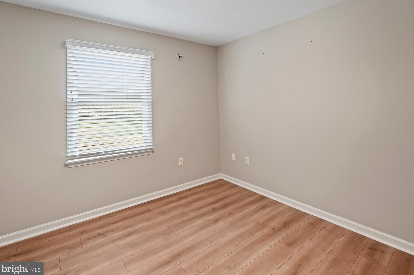 1509 Oak Rd, Vineland NJ  08360-2247 exterior