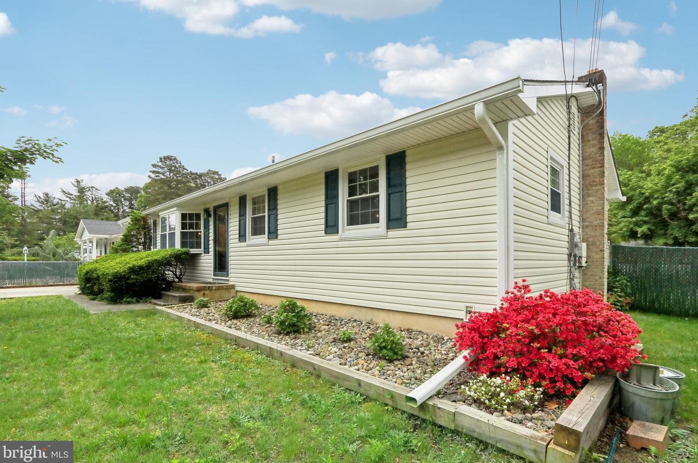 1773 Jackson Dr, Vineland, NJ 08360-4323