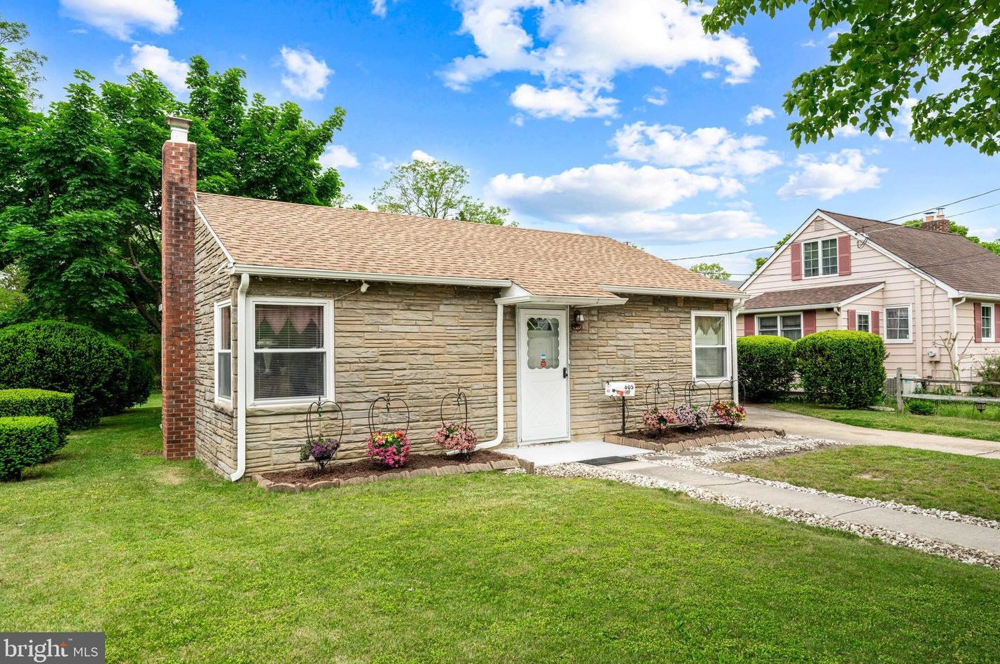 605 G St, Millville, NJ 08332-2156