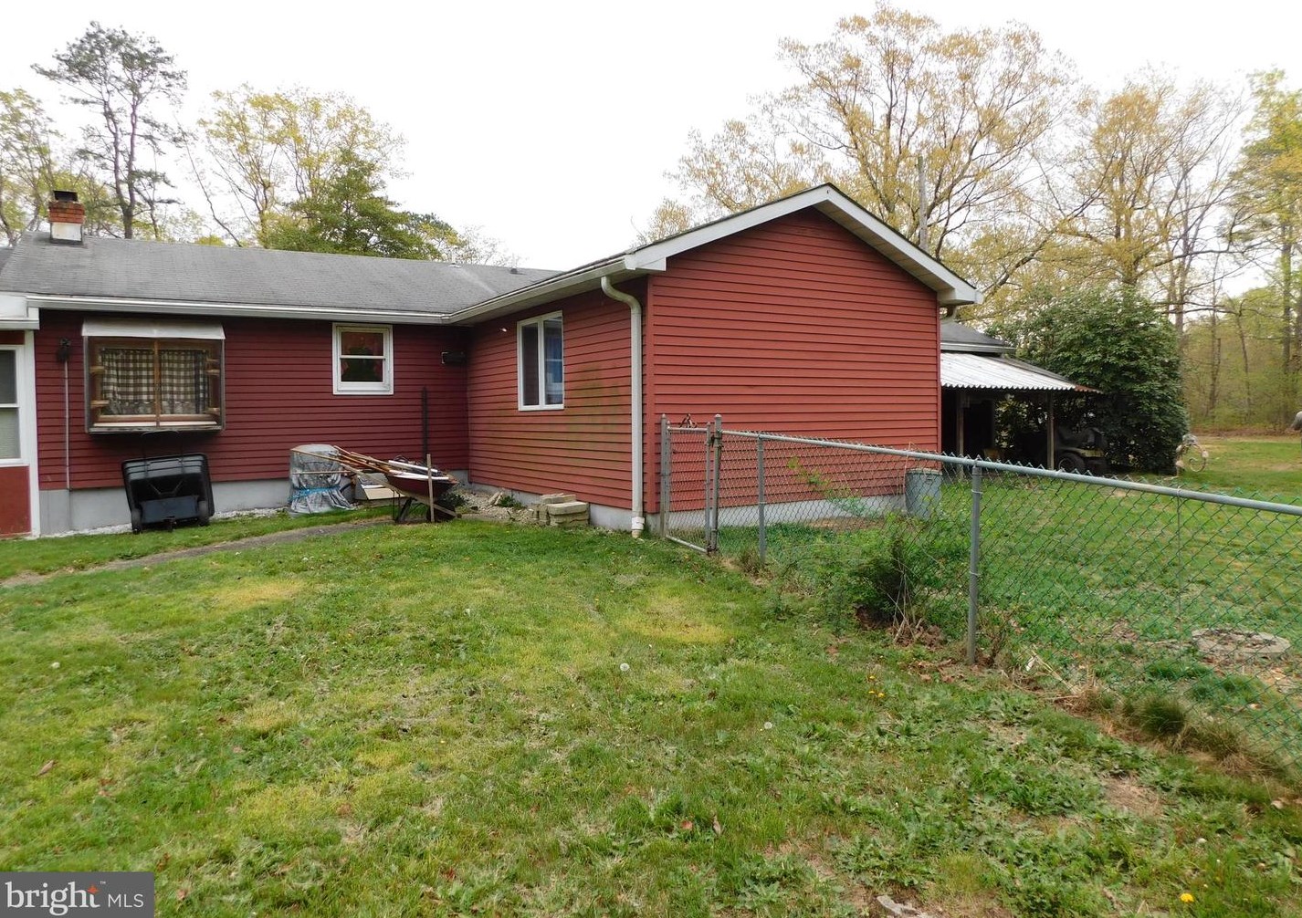 561 Poplar Rd, Millville, NJ 08332-7002