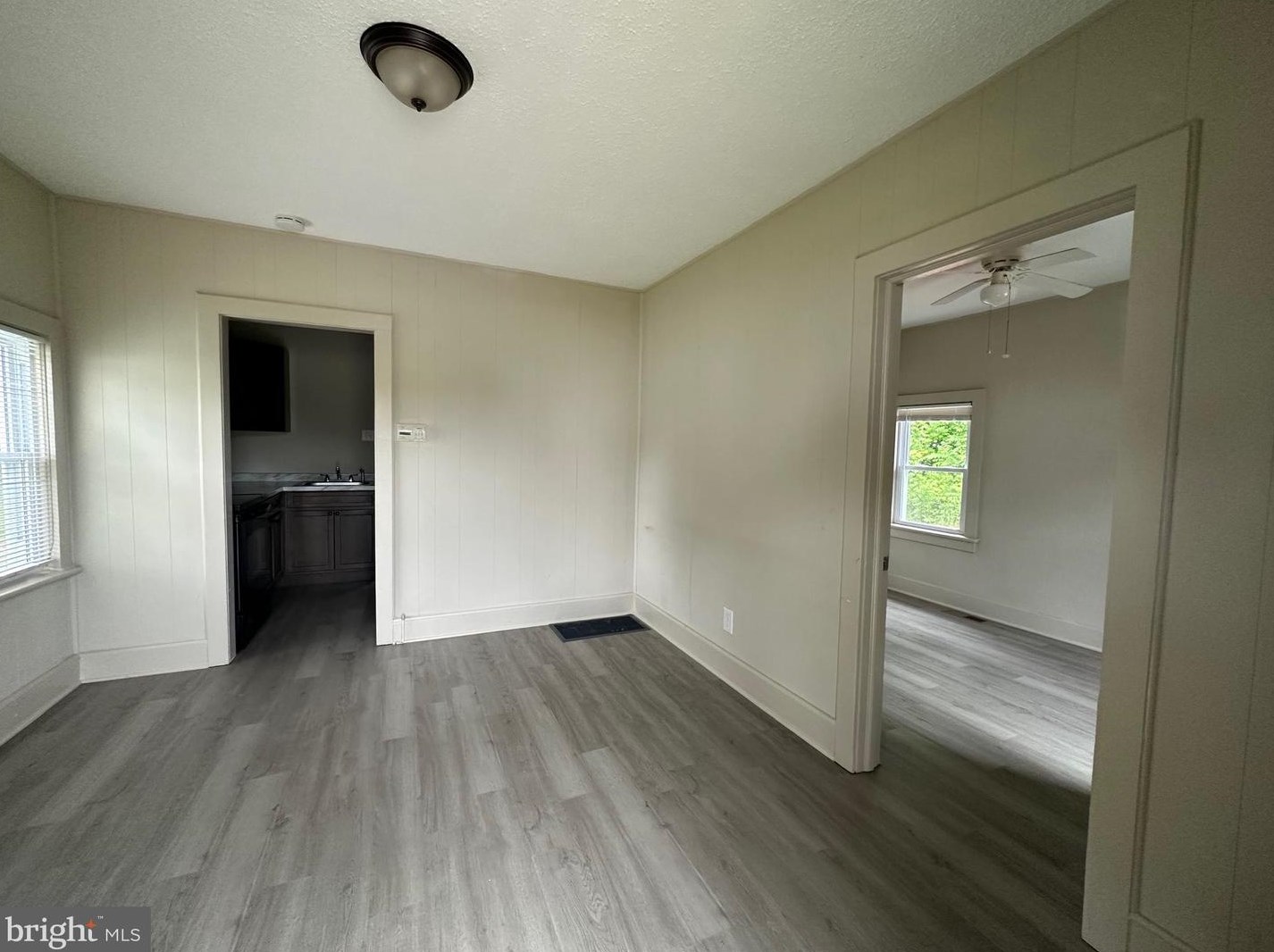 2820 S Main Rd, Vineland, NJ 08360