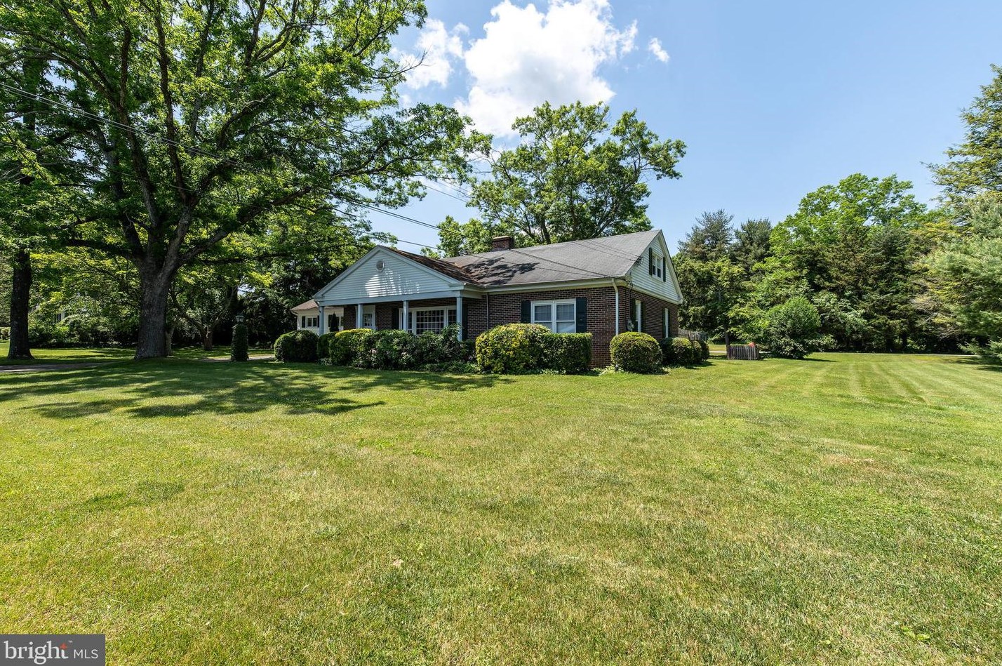 1340 Spring Rd, Vineland, NJ 08361-6142