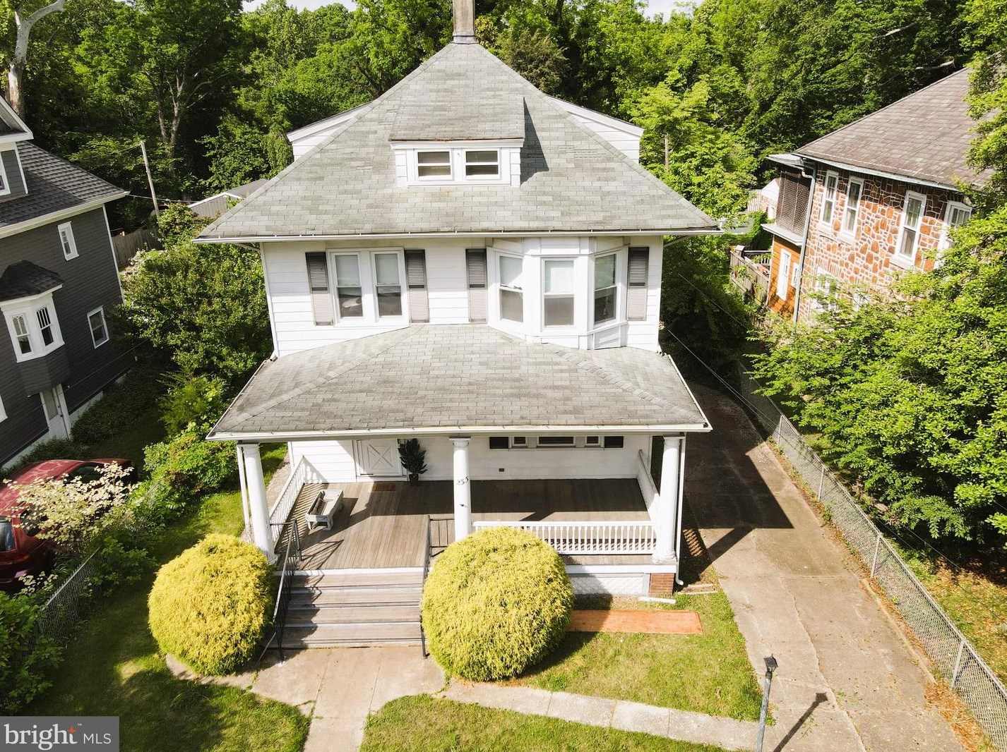 233 Commerce St, Stow Creek Twp, NJ 08302-1832