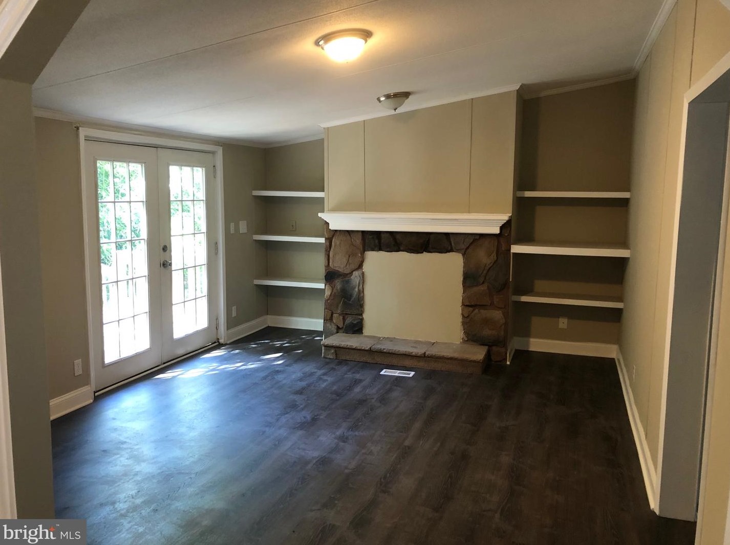 141 Beaver Dr, Millville, NJ 08332