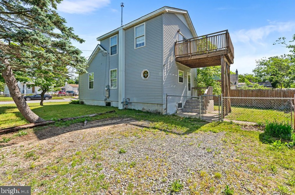 901 Mulberry St, Millville, NJ 08332-3236