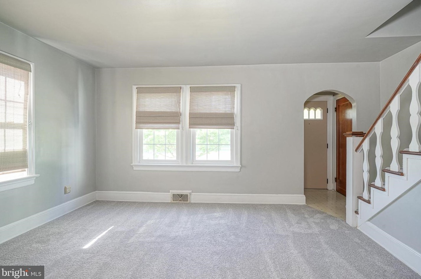 1186 Grant Ave, Vineland, NJ 08361-7242