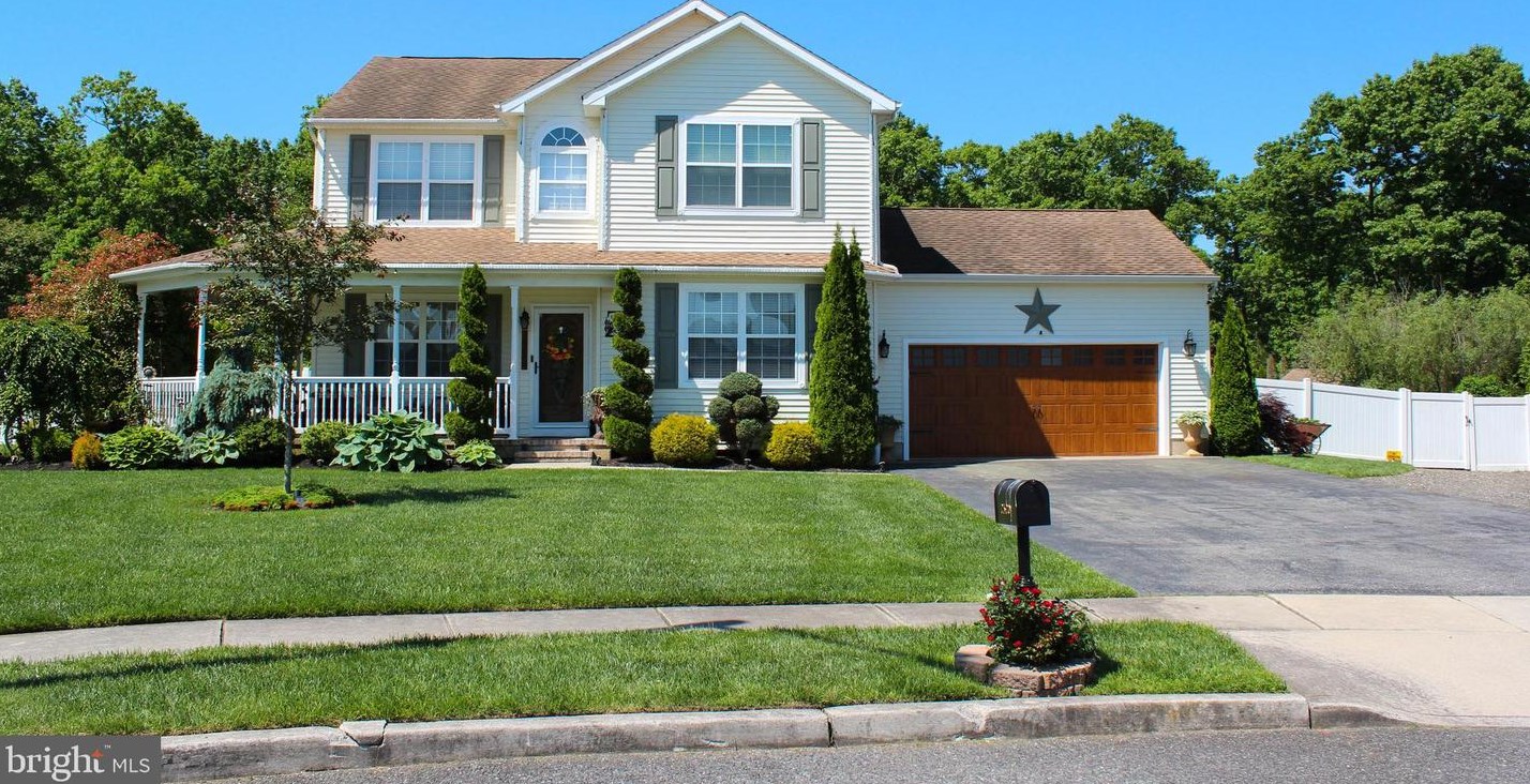 2320 Musterel Ln, Vineland, NJ 08361-7293