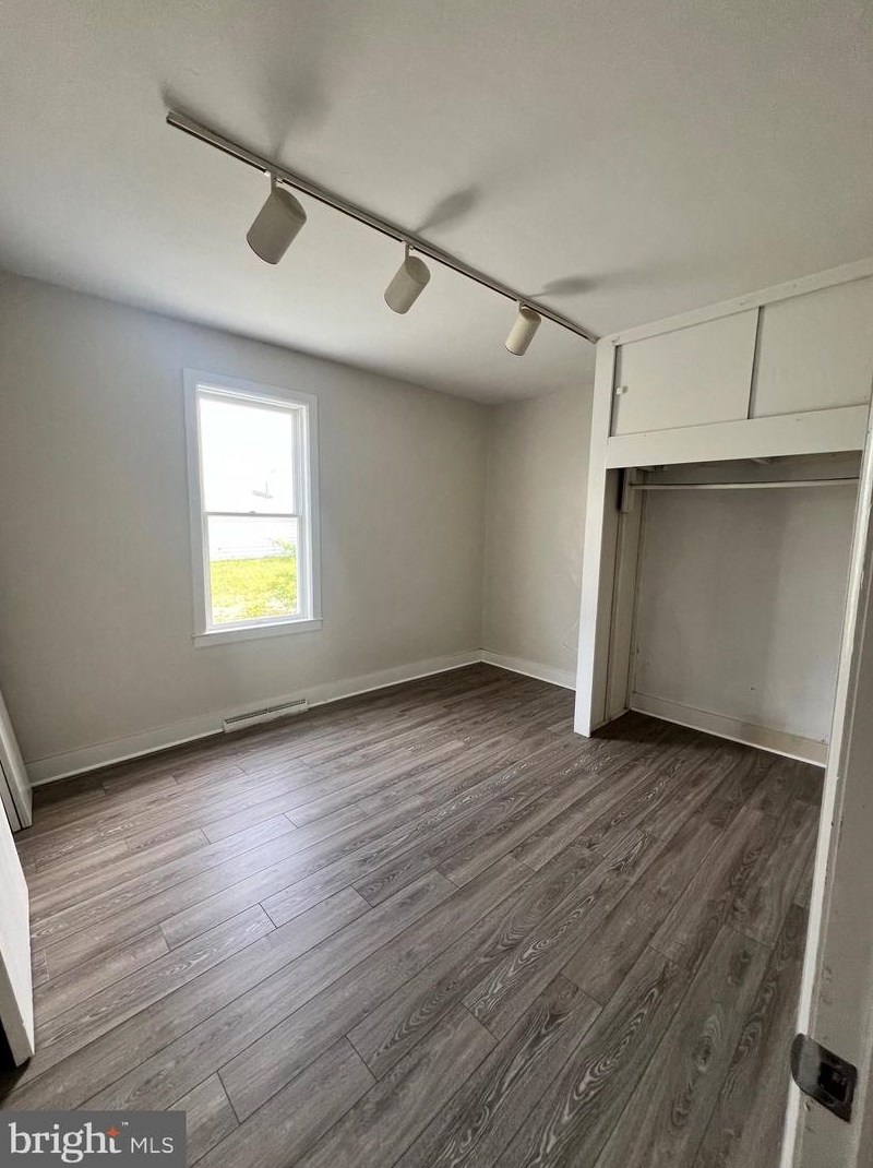 2128 S Main Rd, Vineland, NJ 08360