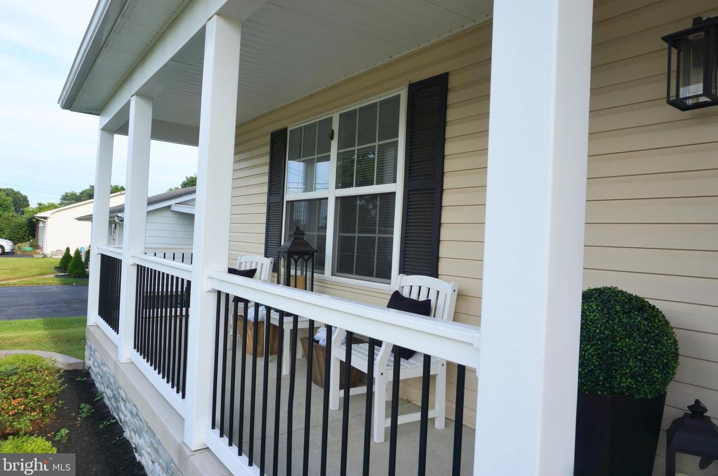 1167 Woodcrest Dr, Vineland, NJ 08360-2418