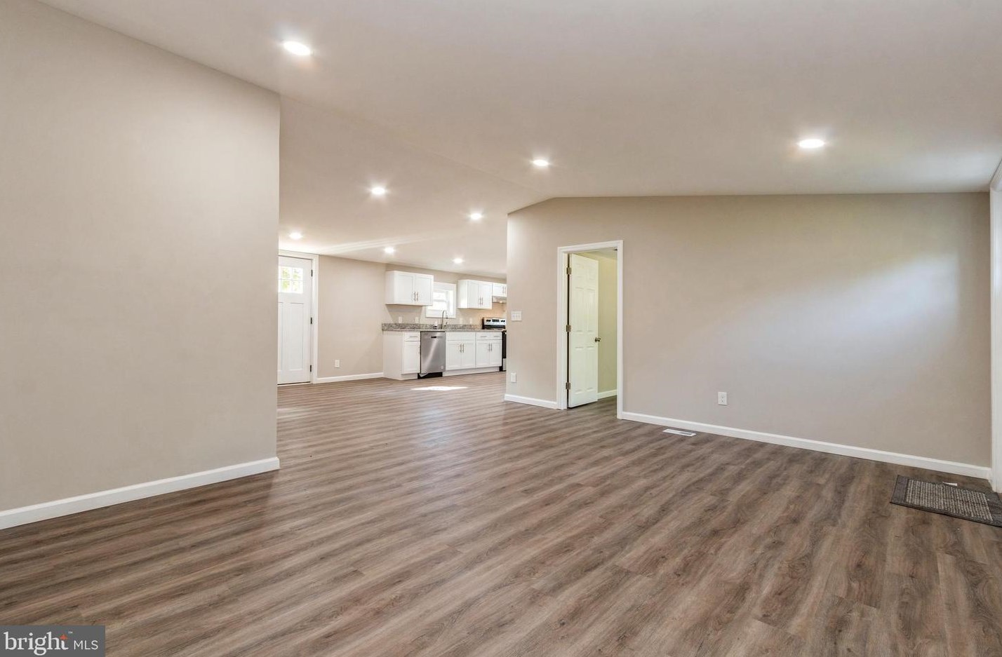 286 Landing Rd, Gandys Beach, NJ 08345