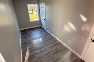 404 Sharp St N N, Millville, NJ 08332 - Photo 12