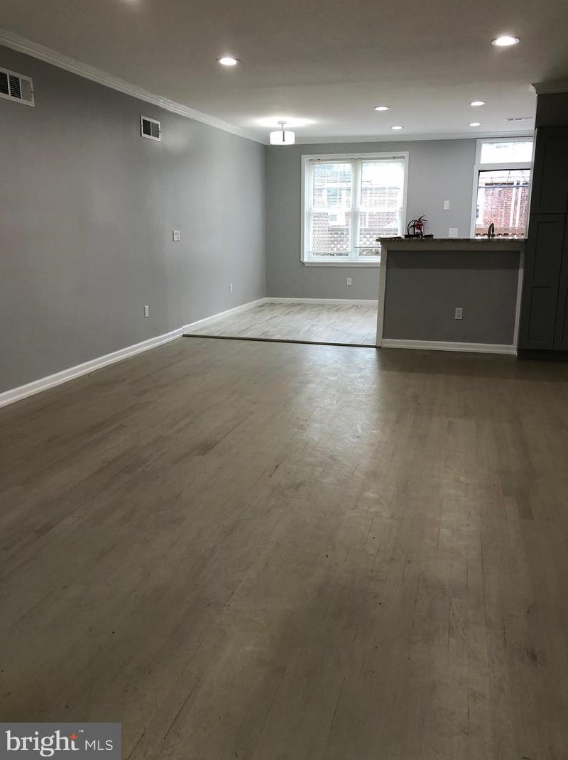 2771 N Congress Rd, Camden, NJ 08104