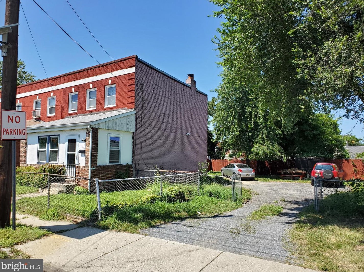 907 Fairview St, Camden NJ  08104-2654 exterior