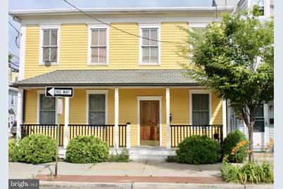 17 N Burlington Street - Photo 1
