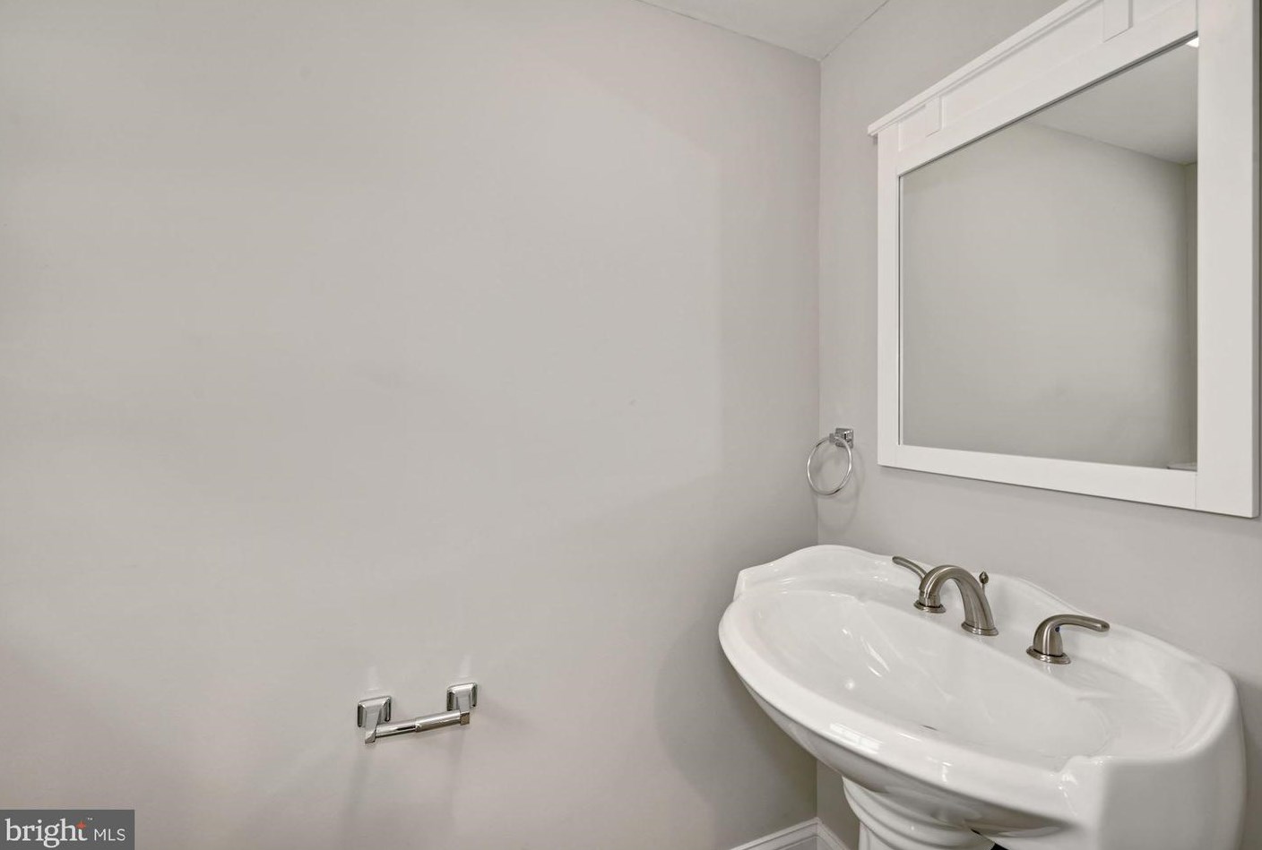 405 Evesham Ave, Magnolia NJ  08049-1726 exterior
