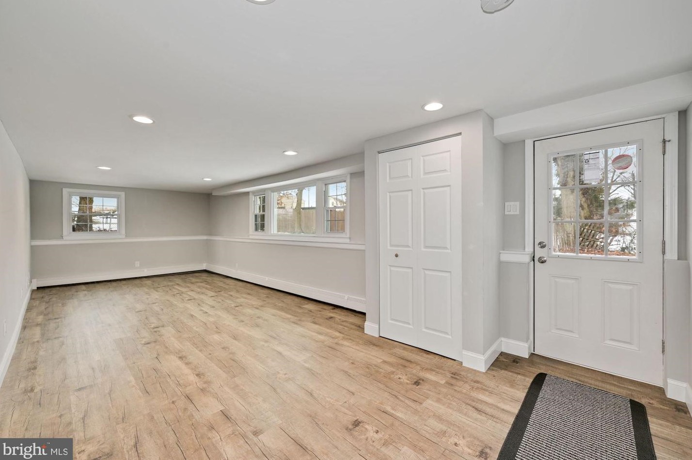 405 Evesham Ave, Magnolia NJ  08049-1726 exterior