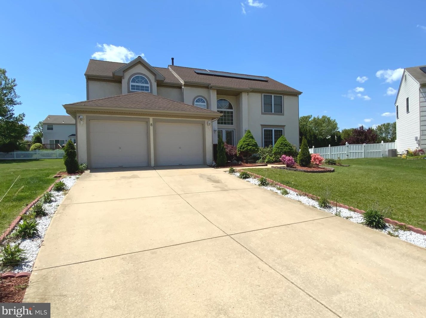 8 Emerald Ct, Erial, NJ 08081