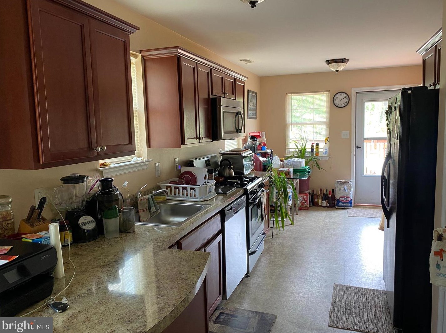 414 Spring Rd, Elm, NJ 08037-9009