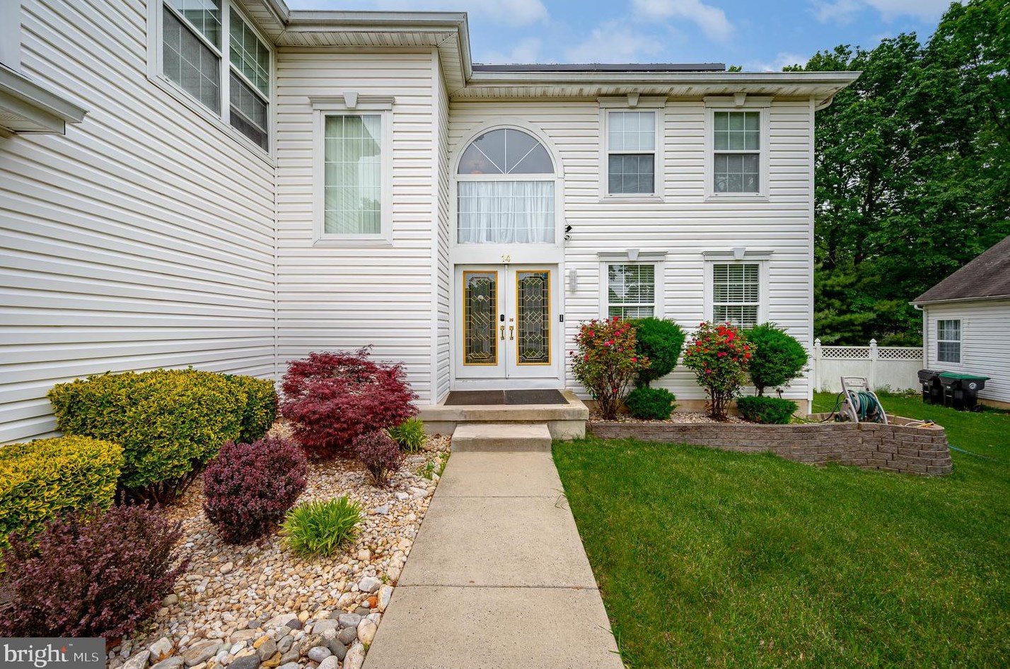 14 Read Dr, Erial, NJ 08081-4448
