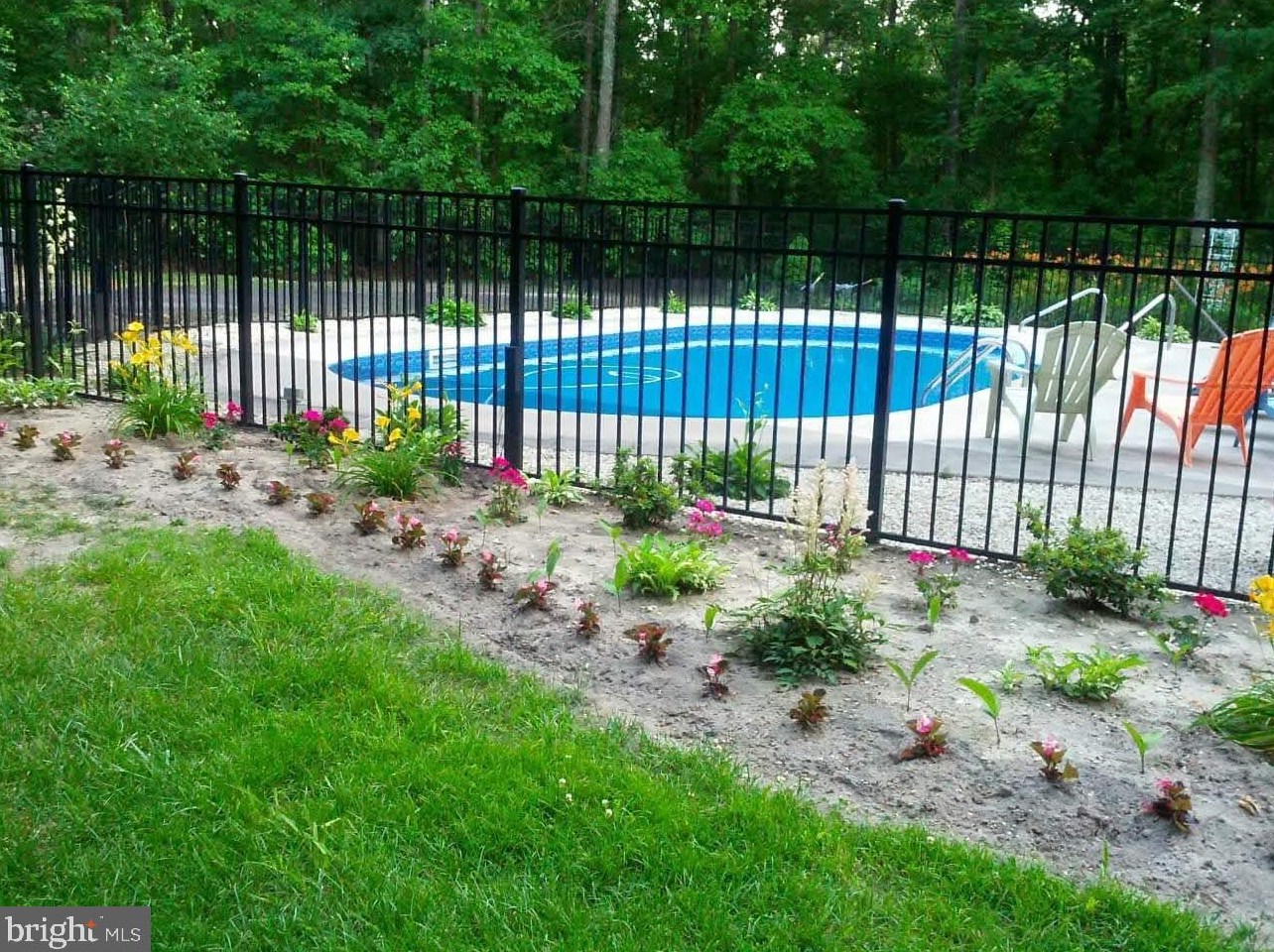 740 Flittertown Rd, Elm, NJ 08037-2627