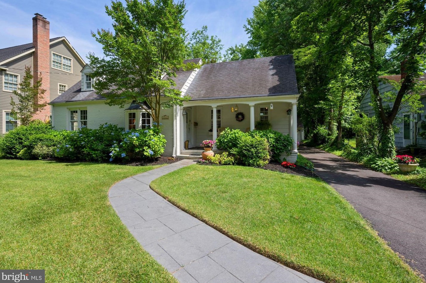 408 Beechwood Ave, Tavistock, NJ 08033
