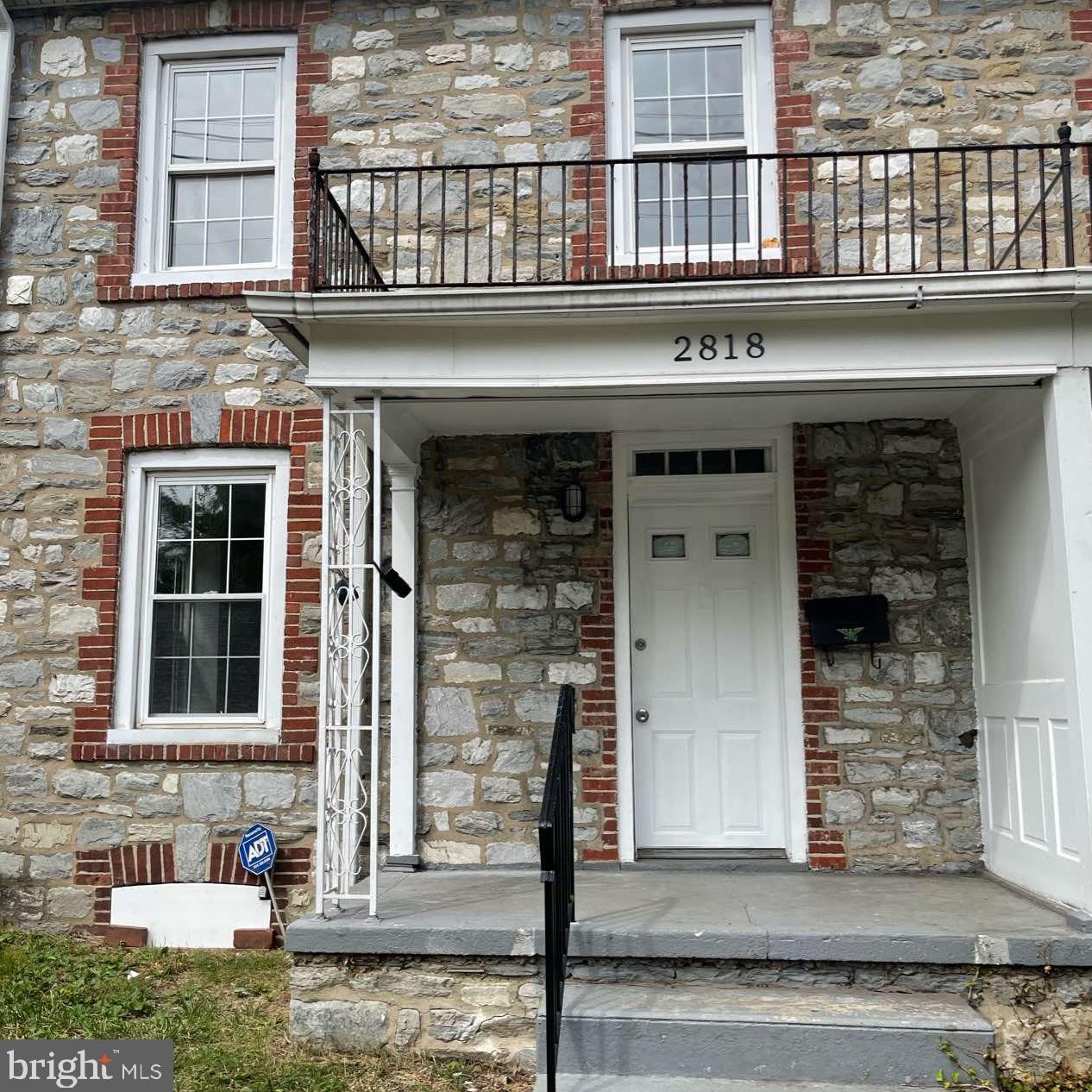 2818 N Constitution Rd, Camden, NJ 08104