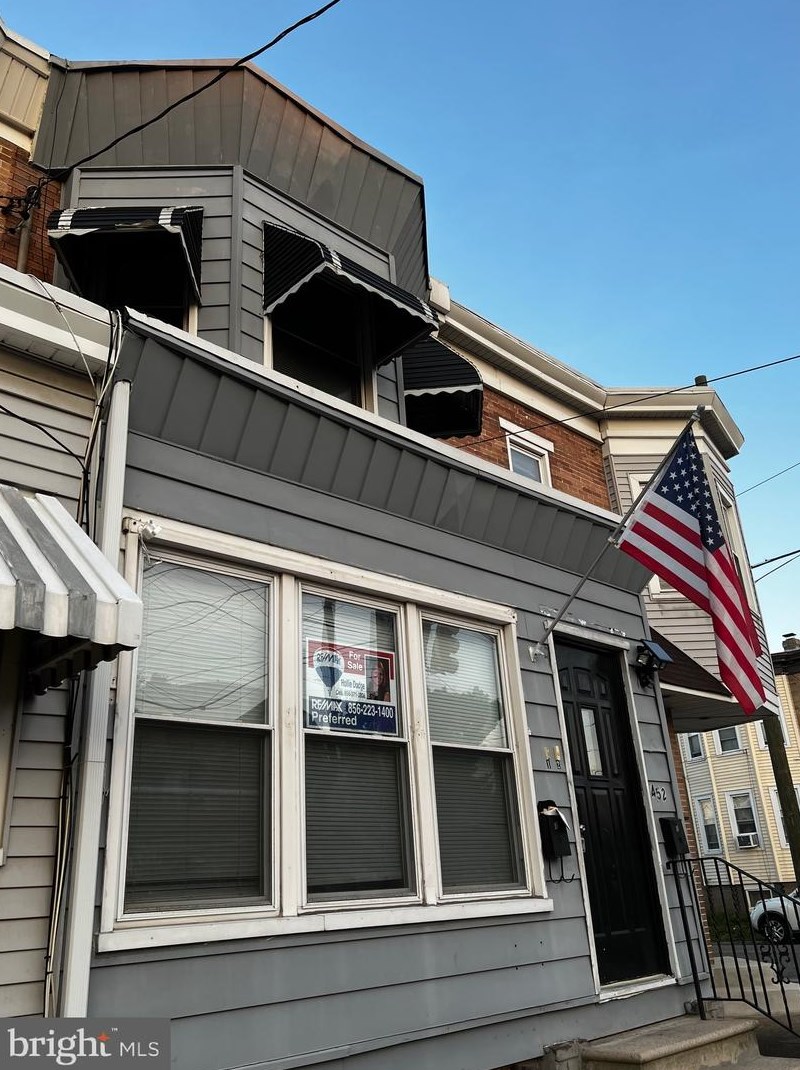 452 N Broadway, Gloucester, NJ 08030