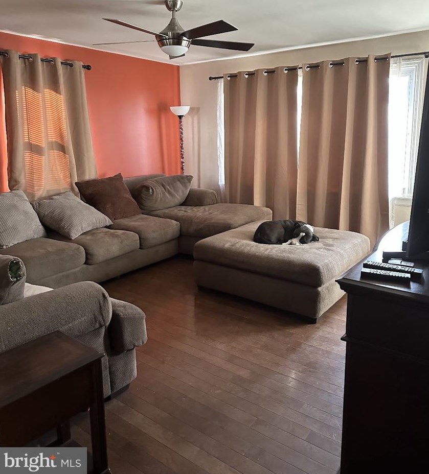 501 Williams Ave, Magnolia, NJ 08049