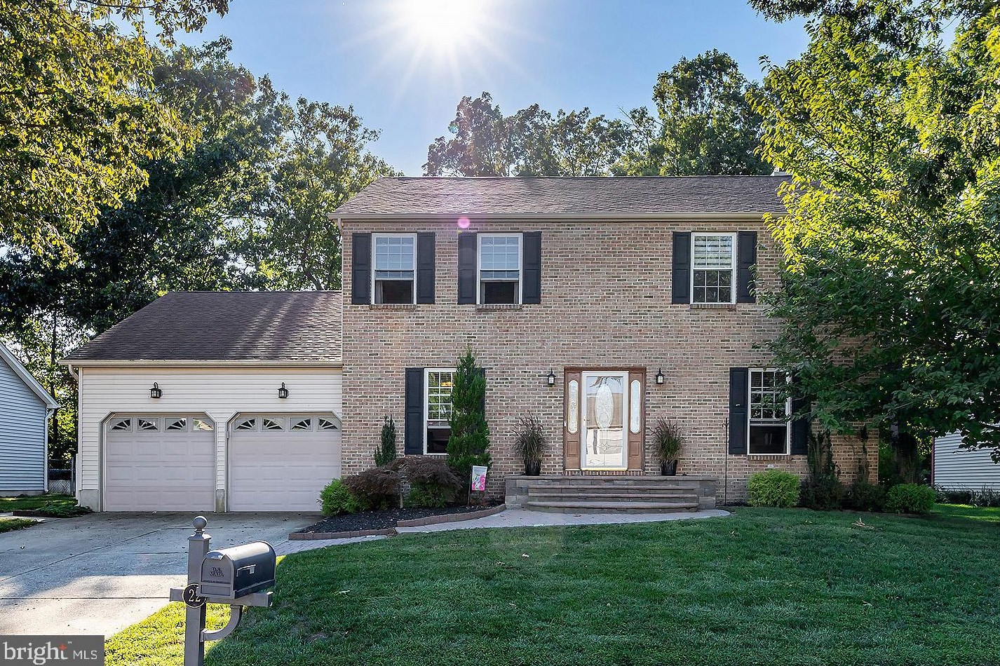 22 Aberdeen Dr, Erial, NJ 08081-4302