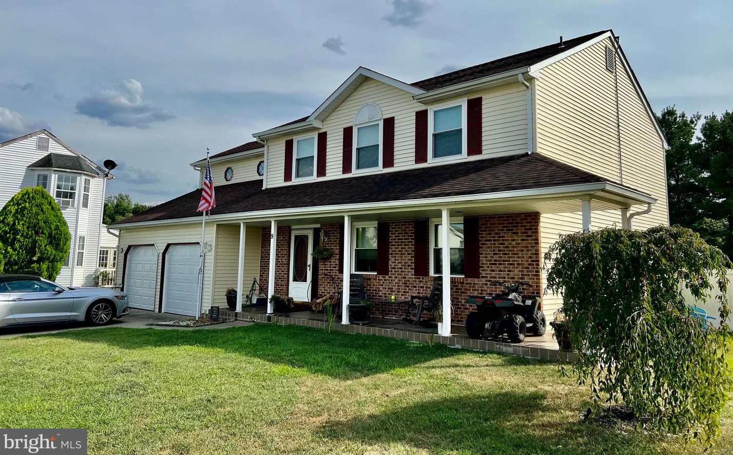 9 Spicebush Ct, Erial, NJ 08081