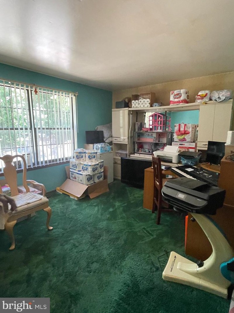 37 Pinehurst Dr, Waterford Township NJ 08004-2200 exterior