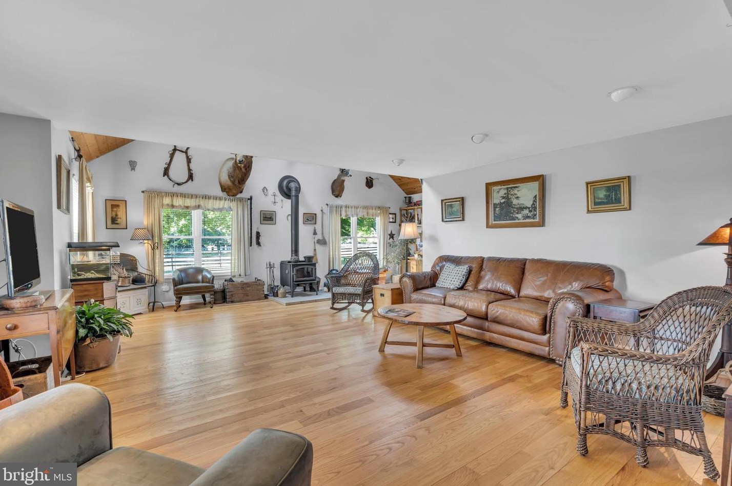 807 Flittertown Rd, Elm NJ  08037-9015 exterior