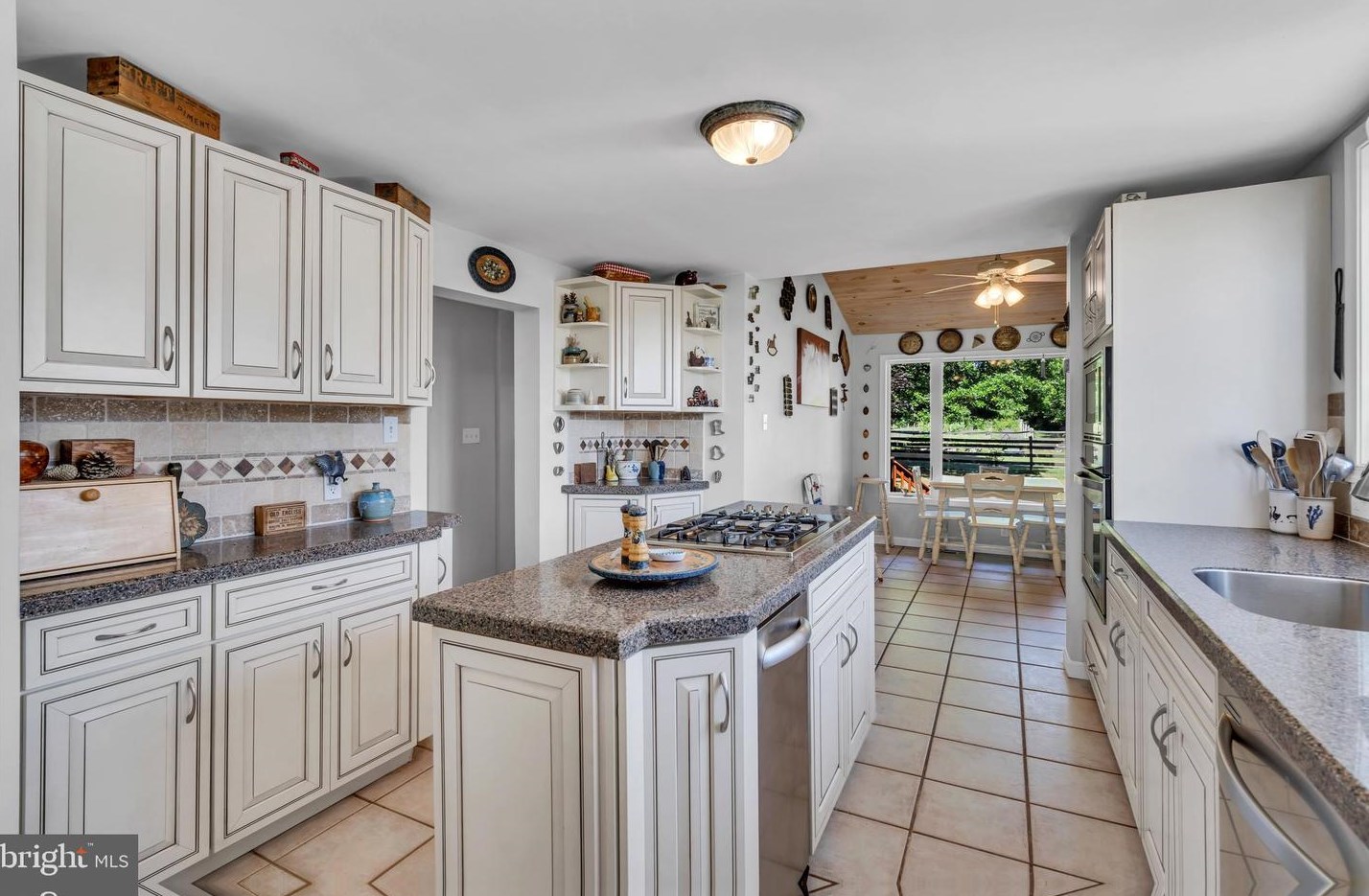 807 Flittertown Rd, Elm NJ  08037-9015 exterior