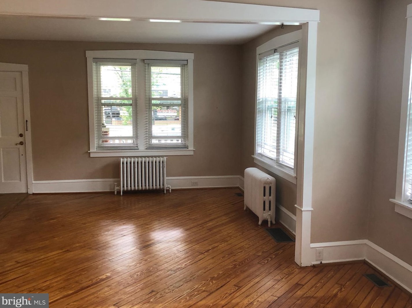 269 W Kings Hwy #a, Camden, NJ 08106