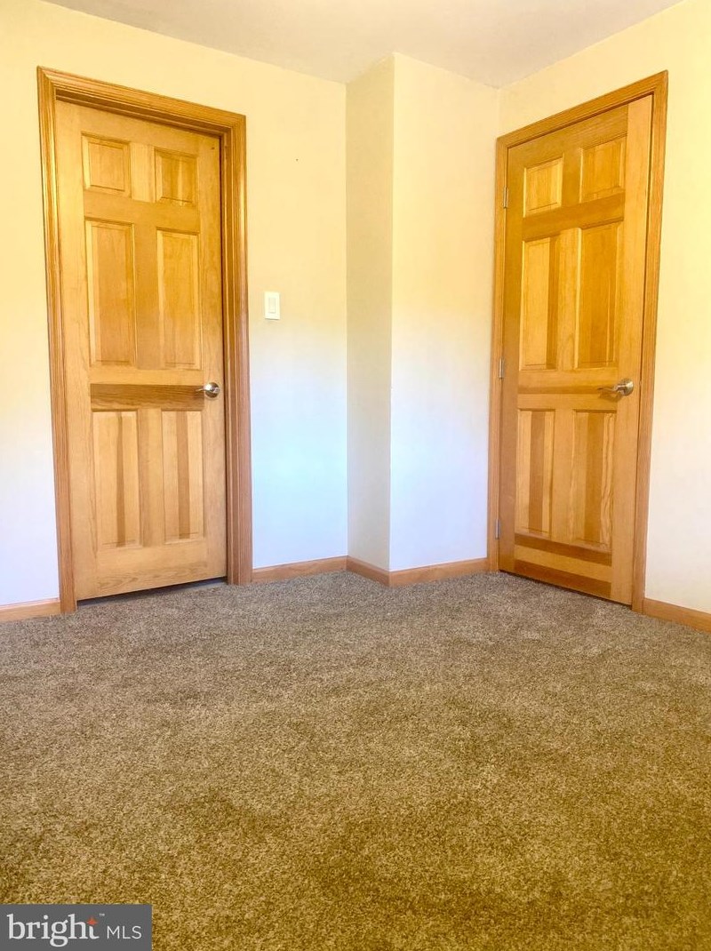 826 Plymouth Dr, Waterford Township NJ exterior