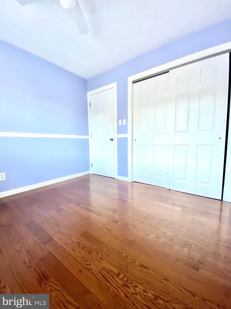 826 Plymouth Dr, Waterford Township NJ exterior