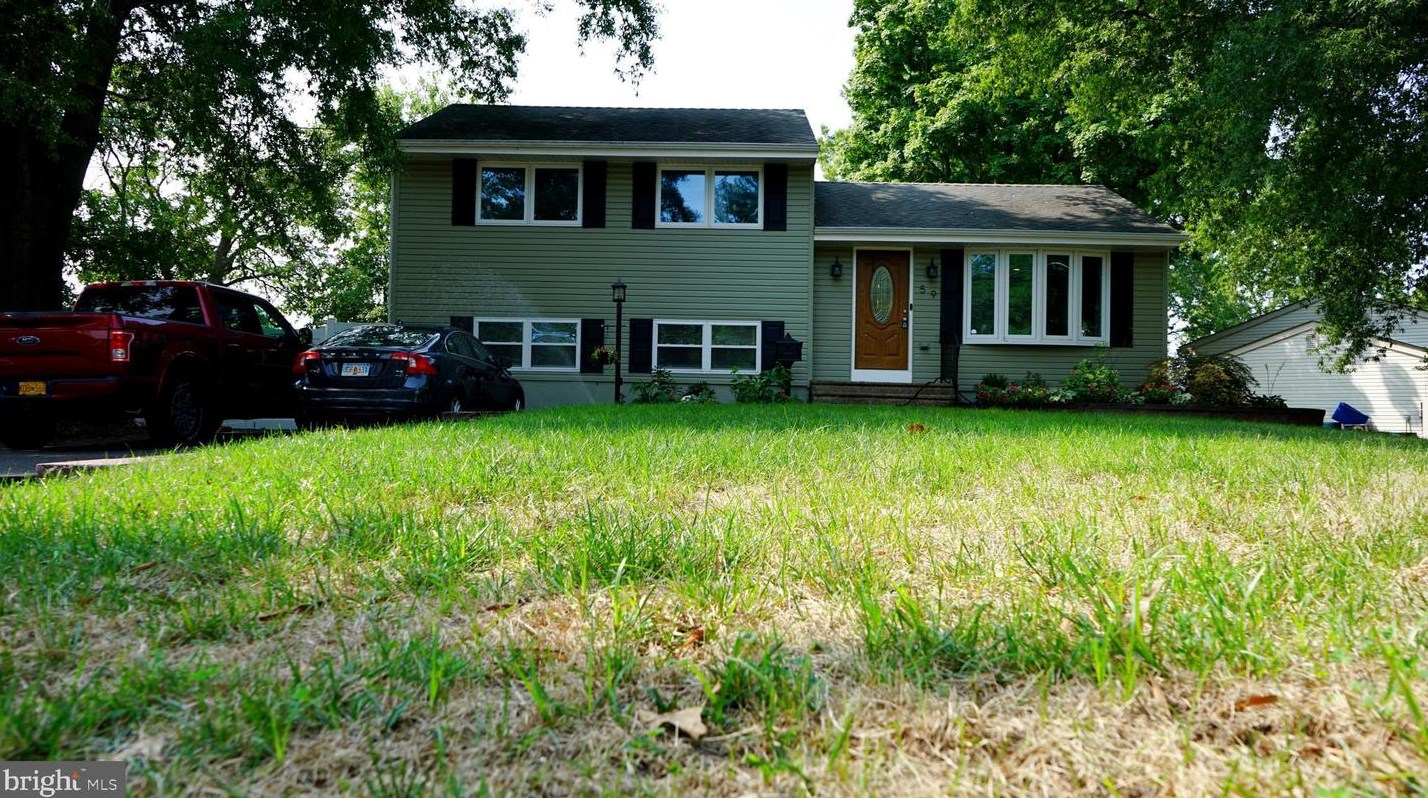 59 Haddon Ave, Gibbsboro, NJ 08026-1013