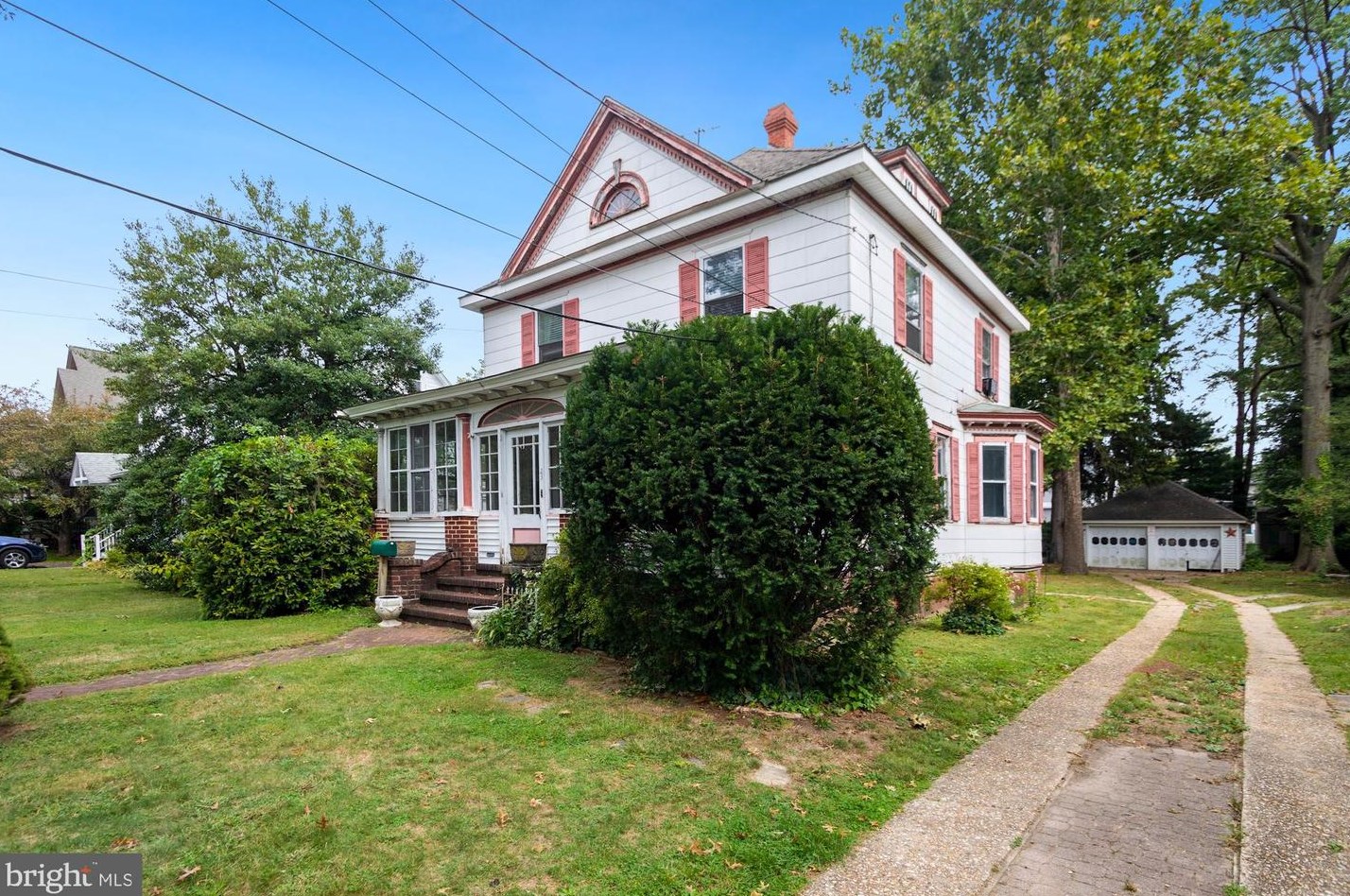 23 7th Ave, Haddon Heights, NJ 08035