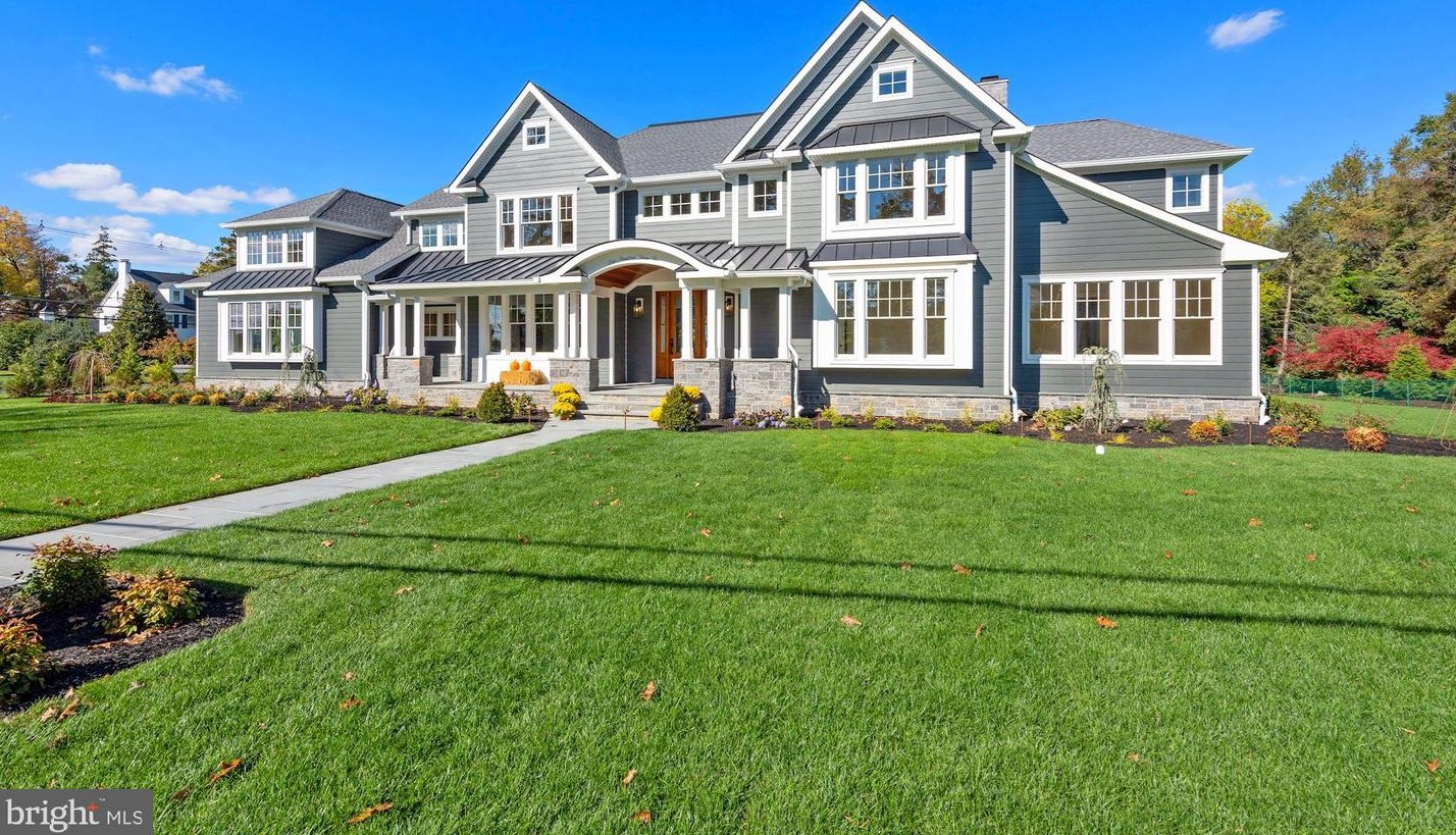 195 Winding Way, Tavistock, NJ 08033