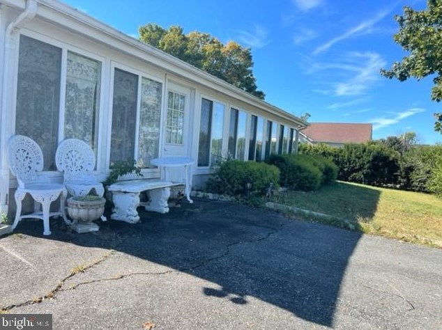 587 Spring Rd, Elm, NJ 08037-2625