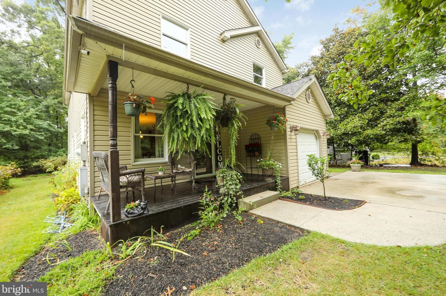 73 Holly Rd, Gibbsboro, NJ 08026-1313
