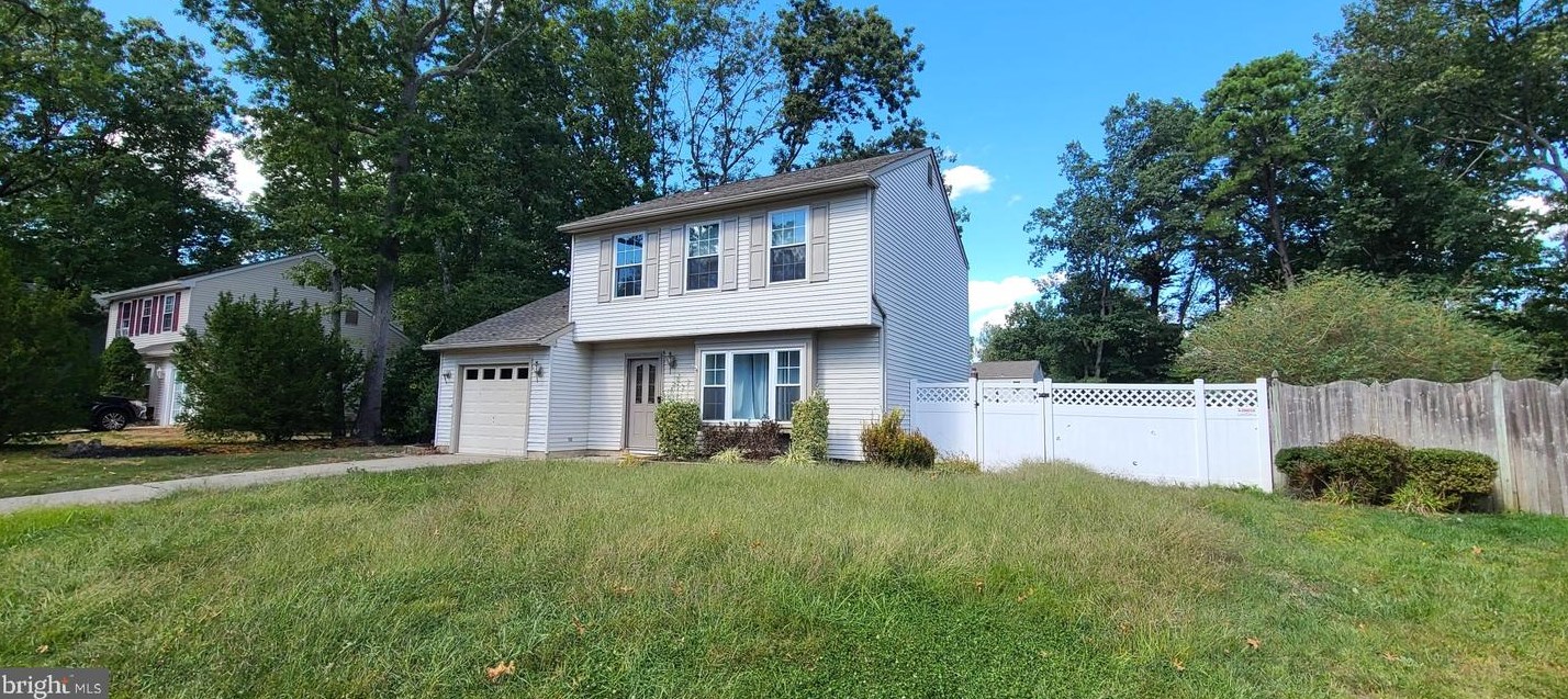 105 Ebbetts Dr, Waterford Township, NJ 08004-3020