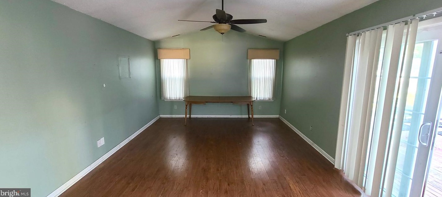 105 Ebbetts Dr, Waterford Township NJ 08004-3020 exterior