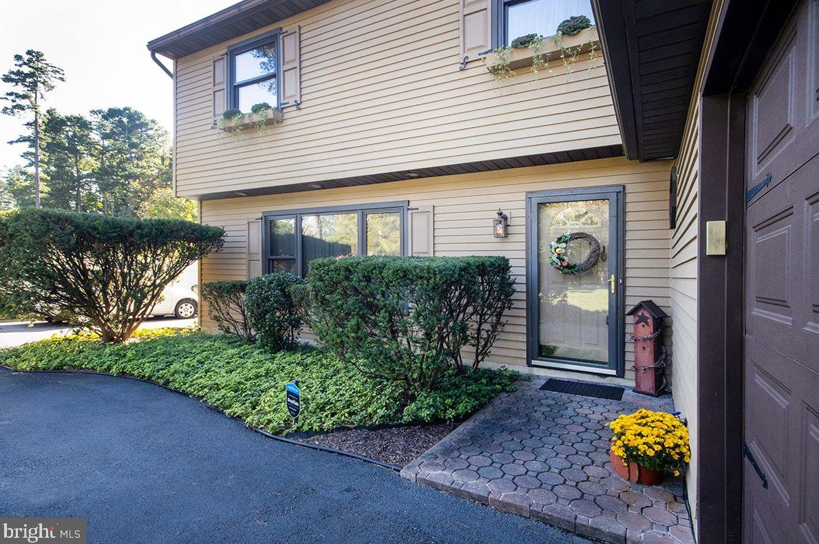 13 Fletcher Blvd, Erial, NJ 08081